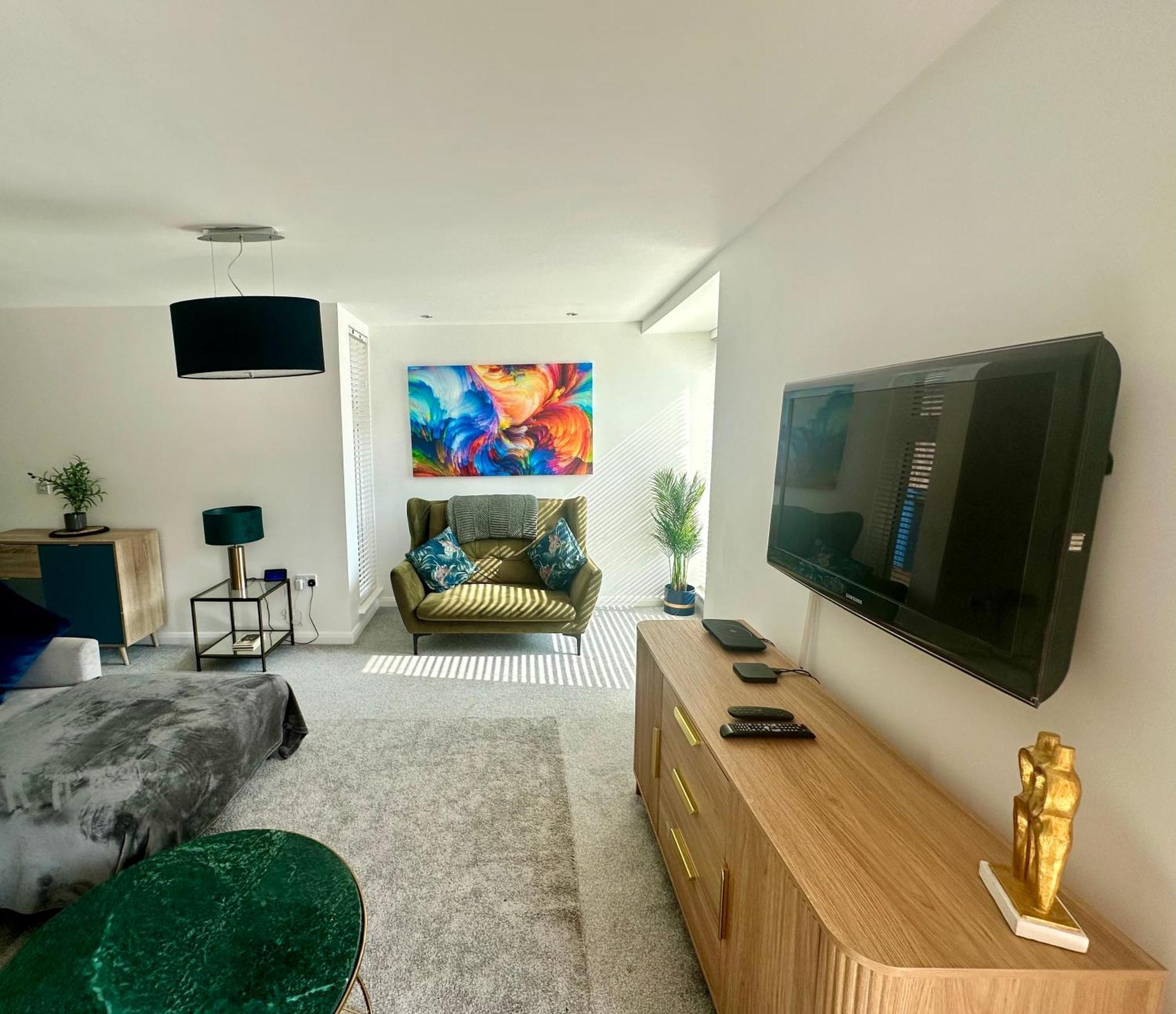 City Getaway - 3Br Home Near Etihad & Ao Arena - Sleeps 6 Manchester