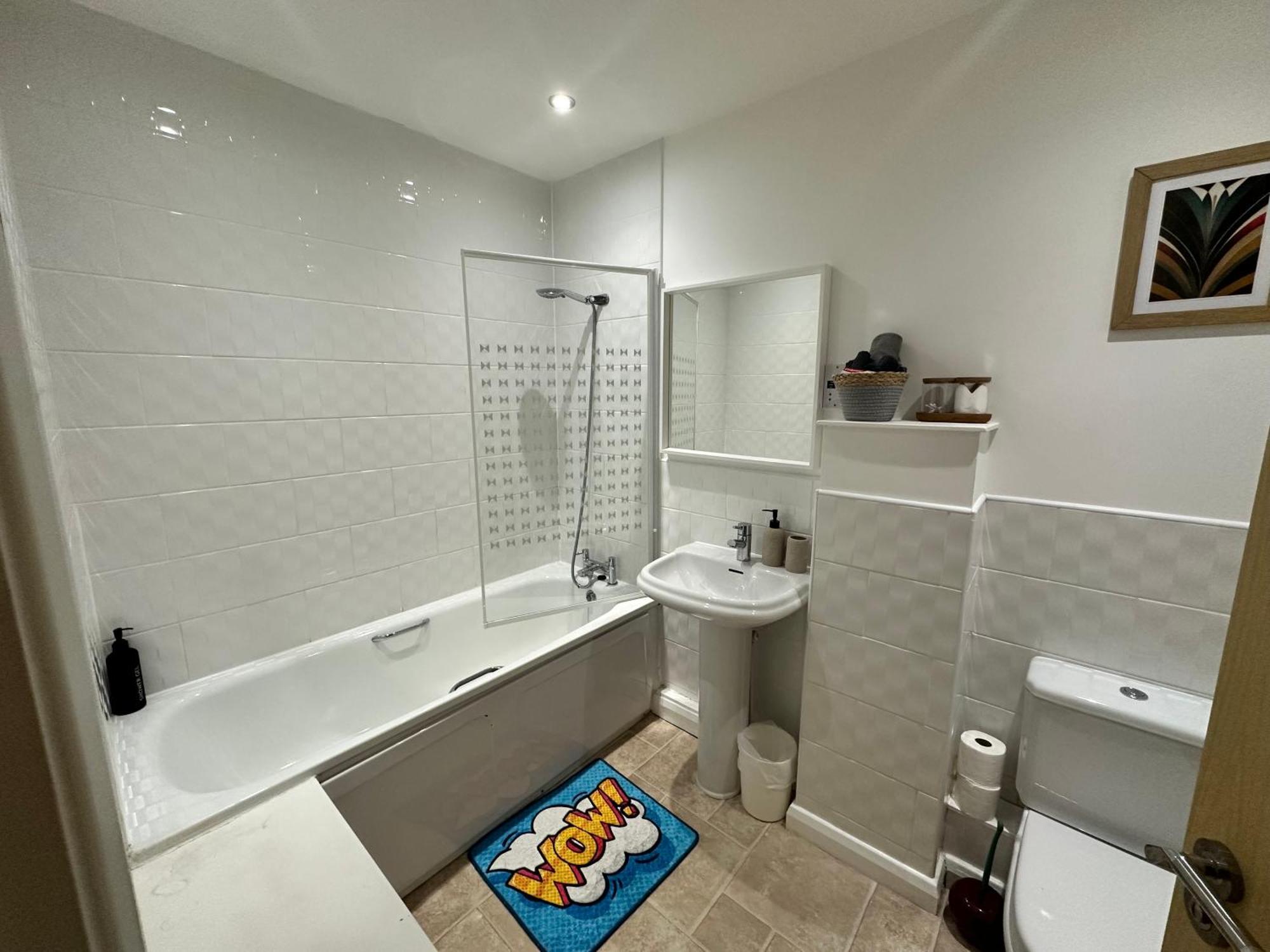 Ao & Etihad Stadium 6 Guest Stay- 3 Bedroom Central House With Parking & Wi Fi Holiday home